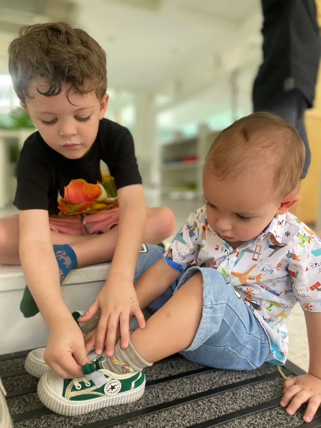 Children of different ages learning together